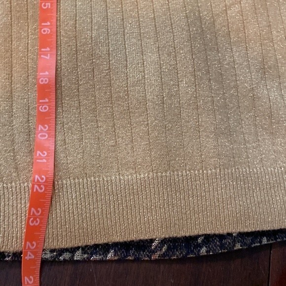 E130 Talbots Gold Mock Short sleeve sweater Women's Size L EUC - Picture 6 of 8